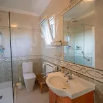 Con Piscina En Binixiquer Nyaraló